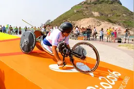 从F1车手到残奥会冠军，扎纳尔迪讲述不向命运低头的正确方式图片