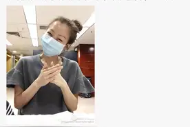 郑秀文，不惧做平胸天后，坦言做自己就好！图片