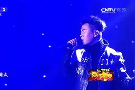 全景虚拟创意表演：一个人的乐队 《依然是你》 表演者：胡彦斌图片