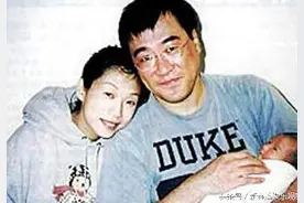 当年她在香港稳坐天后时 王菲只算新晋歌手 如今两人身价差好多图片