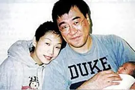 当年她在香港稳坐天后时 王菲只算新晋歌手 如今两人身价差好多图片