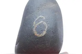 看看这些石头，你还敢说见过自带数字的奇石吗？图片