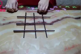 废旧筷子废物利用，只需用绳子绑几下，放在锅里，家人抢着下厨房视频封面