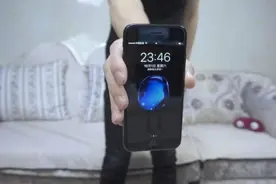 iphone7亮黑色128G开箱视频封面