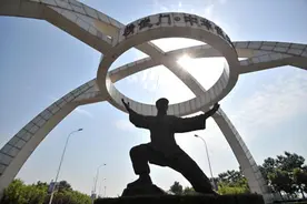 穿越时空重温霍元甲传奇图片