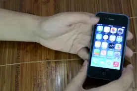 买了一百块的iphone4 看今日头条流畅到爆啊视频封面