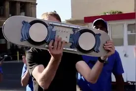 反重力悬浮滑板！视频封面