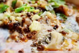 水煮活鱼图片