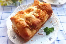 肉松沙拉面包图片