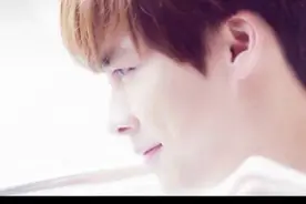 2016年最火的一首歌青春励志歌曲，听哭了，想想都是青春啊！