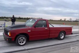 汽车屁股尾巴后面加一个会旋转的“小尾巴”，简型发动机视频封面