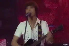 青涩时期的郑容和视频封面