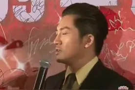 华谊明星汇红毯 苏有朋黑西装帅气潇洒视频封面