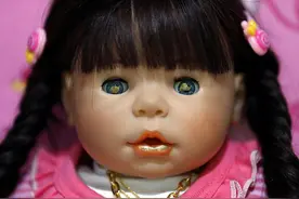 泰国娃娃神崇拜催生另类服务 玩偶上飞机可享专座.图片