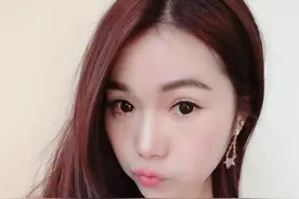 CLIO珂莱欧制作人--水润精华气垫与裸妆粉底液选哪个？图片