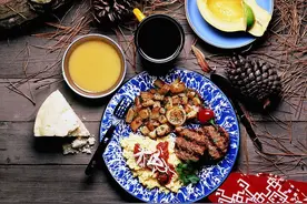 不烧钱做推广不接受外部投资，「食光社」想怎么玩美食社交？图片