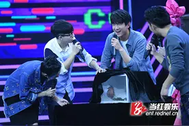 林更新长沙摸牛蛙满面惊色 希望自建电竞战队图片