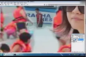 PS恶搞美女竟然在看美女，哇塞，好看吗？视频封面