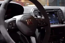 丰田86和日产GTR