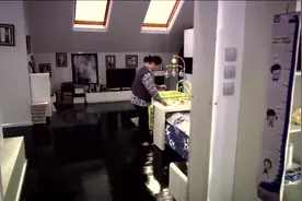 保姆带小孩内幕曝光，简直太恶毒视频封面