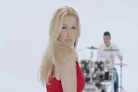 超欢快的节奏，欧美群星单曲《Keep Your Love 》