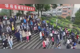 上帝的眼睛 合川中学 一坐拥有480年历史的学校视频封面