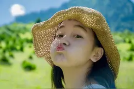 小说：小鹰的第一次飞行，要么一飞冲天，要么喋血山崖！图片