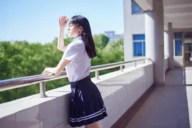 小说：学校的运动会即将开始，她一眼锁定傲娇娃娃亲：我们最合适图片