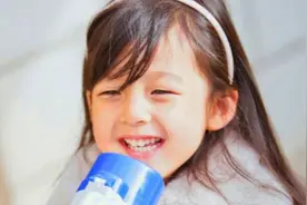 5岁小泡芙近照曝光，刘畊宏开心报喜：奇妙的遗传！视频封面