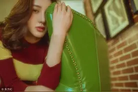 小说：男人给初恋一百万，让她做自己女朋友一个月，女人无奈答应图片