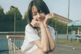 小说：歌王比赛上，穷小伙凭借这首原创歌曲，竟令评委兴奋不已图片