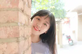 小说：姐姐不辞辛苦地教导弟弟写作业，却依旧被奶奶责怪图片