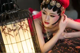 小说：自己的救命恩人是一个英俊的男人，现在怎么变成她？图片