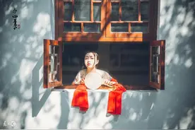 小说：穿越到野人时代，她见众人用脏手抓食物，一刻都不能忍图片