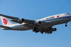 中国的客机直飞美国的过程中，需不需要停下来加油呢?视频封面