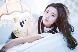 小说：出席活动被男友继妹羞辱，她委屈告状，男友：我帮你讨公道图片