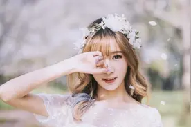 小说：“男人，你这是作伪证，知道吗？万一我真的是杀人犯呢？”图片