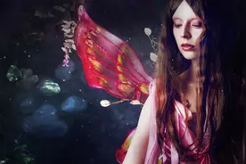 小说：一只黄牛大小的狼，张牙舞爪向少年冲来，反而被他一拳打死图片