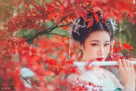 小说：半夜睡醒睁眼，她被吓得一激灵，王爷悄无声息站床边盯着她图片