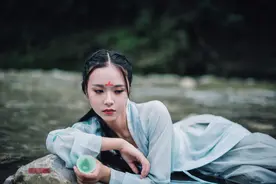 小说：分身入洪荒，鸿钧逞圣威！图片