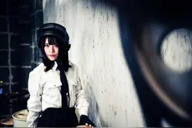 小说：小伙排位五楼还想选位置，队友怒了：滚去辅助，选个嘚啊图片