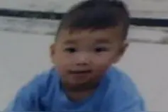 爸爸妈妈你们在哪儿？江门开平一名2岁男童被好心人收养，盼您提供家属线索图片