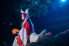 小说：少年买手办被外星人绑架，没想到姐姐竟是大能转世图片