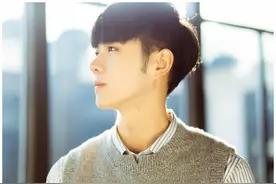 小说：渣男分手后回心转意，还拉踩她的现男友，她：马上滚图片