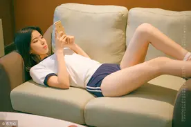 小说：你在哪里呢？你是不是恨我不肯原谅我，所以才这样躲着我？图片