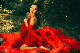 小说：丈夫被冤枉杀人，她想尽千方百计，终于获得首次探监机会图片