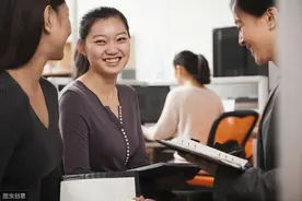 小说：小伙替发小相亲，对象是美女，他不藏私，反而帮发小追求她图片