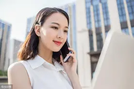 小说：小伙进古玩店参观，激活透视的他，在低价区发现千万级古玩图片