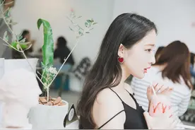 小说：总裁与她离婚，只肯给一千万分手费，她心里咒骂总裁太吝啬图片