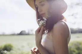 小说：手机没电自动关机，回家后，她发现总裁老公发来了一堆消息图片